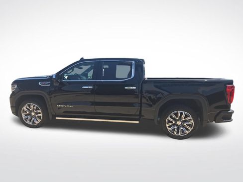 Used 2023 GMC Sierra 1500 Denali w/ Denali Reserve Package AWD/4WD image 12