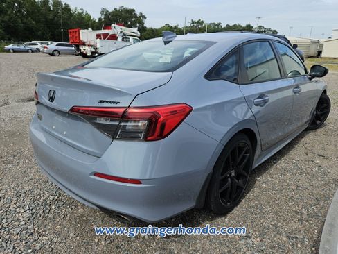 Used 2023 Honda Civic Sport image 6