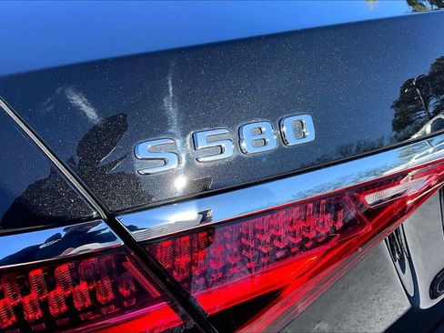 Used 2022 Mercedes-Benz S 580 4MATIC Sedan image 31