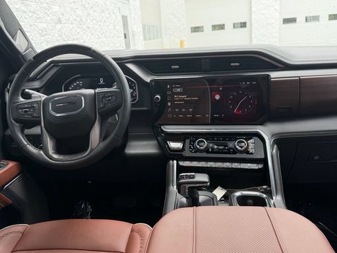 Used 2024 GMC Sierra 1500 Denali Ultimate AWD/4WD image 14