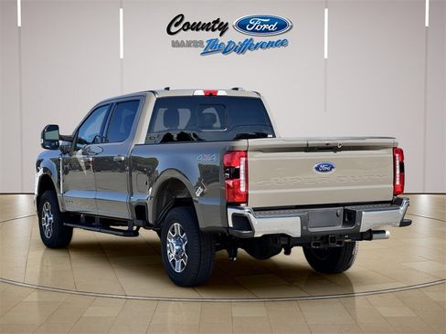 New 2026 Ford F250 Lariat w/ Lariat Premium Package image 25