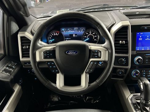 Used 2019 Ford F150 Lariat w/ Equipment Group 502A Luxury image 16