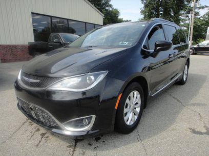 Used 2018 Chrysler Pacifica Touring-L