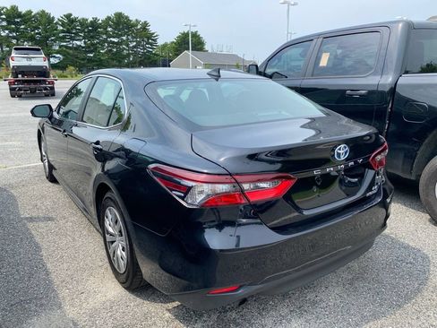 Used 2023 Toyota Camry LE w/ Cold Weather Package FWD image 8