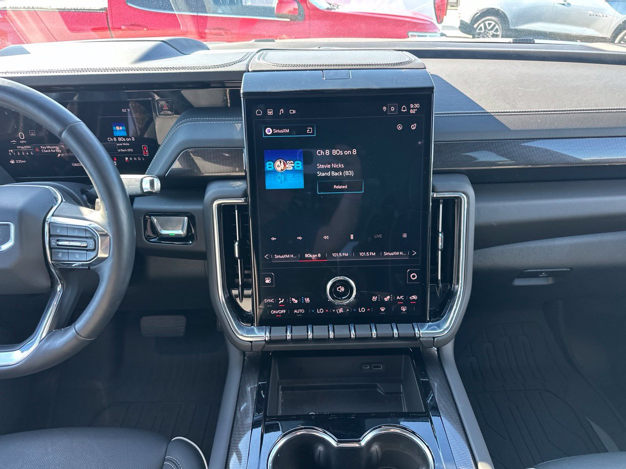 Used 2025 GMC Yukon XL Elevation w/ Technology Package RWD image 10