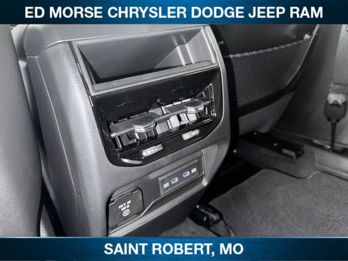 New 2026 Jeep Grand Cherokee Altitude AWD/4WD image 20
