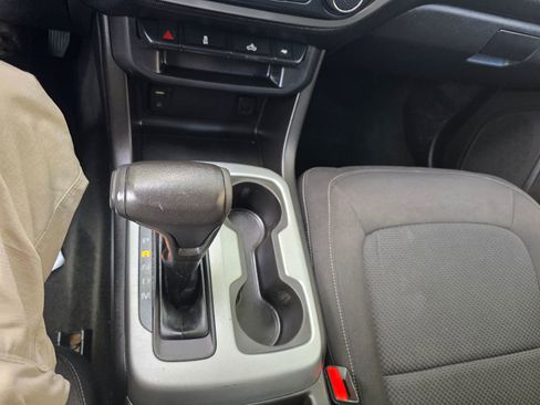 Used 2016 Chevrolet Colorado LT w/ LT Convenience Package image 17