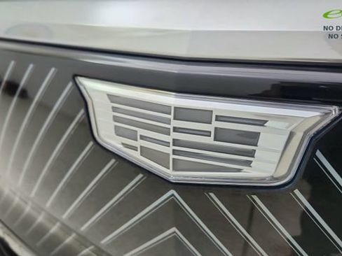 Used 2024 Cadillac Lyriq Luxury w/ LPO, Floor Liner Package AWD/4WD image 30