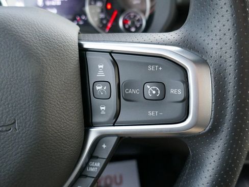 New 2026 RAM 1500 Express AWD/4WD image 16