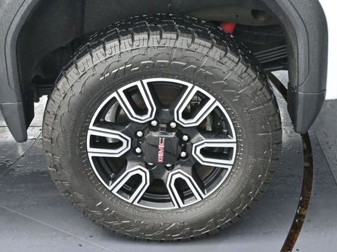 Used 2022 GMC Sierra 2500 AT4 w/ AT4 Preferred Package image 36