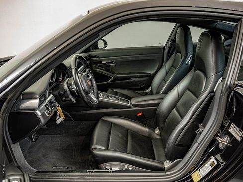 Used 2017 Porsche 911 Carrera S image 4