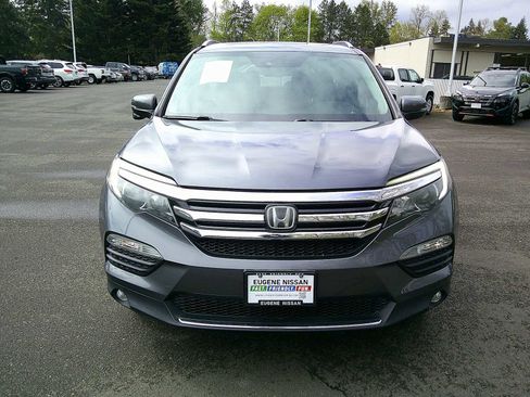 Used 2016 Honda Pilot Touring image 8