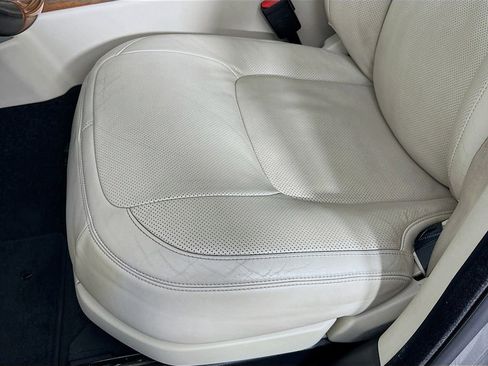 Used 2019 Land Rover Range Rover HSE image 27