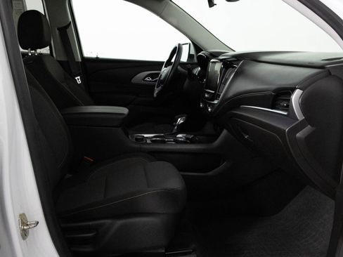 Used 2021 Chevrolet Traverse LT w/ LPO, Floor Liner Package image 38