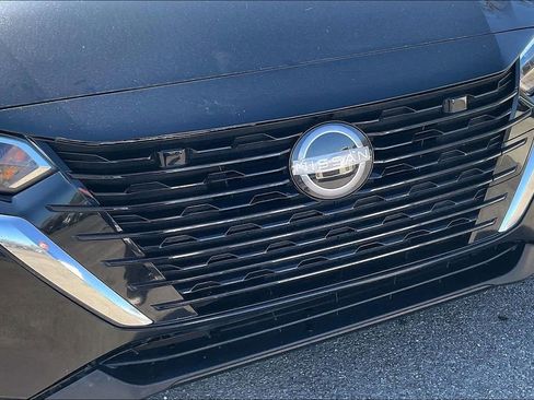 Used 2024 Nissan Sentra S image 32