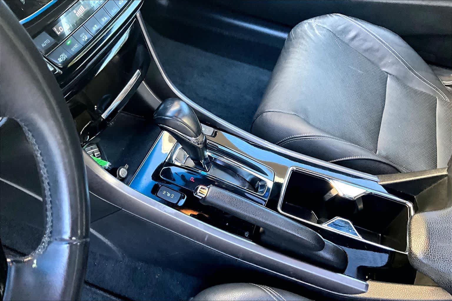 Used 2016 Honda Accord EX-L image 15