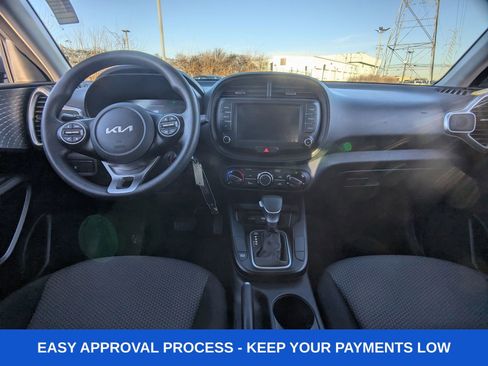 Used 2024 Kia Soul LX w/ Option Group 015 image 18