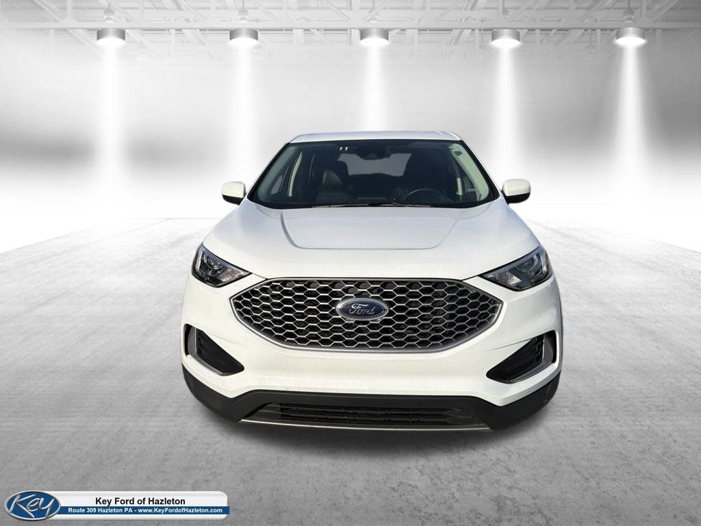 Used 2024 Ford Edge SEL AWD/4WD image 2
