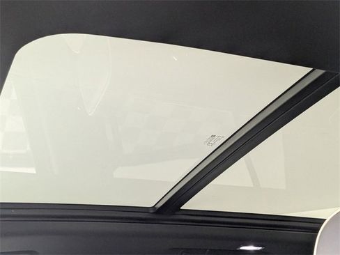 Used 2023 Chevrolet Tahoe Premier image 13