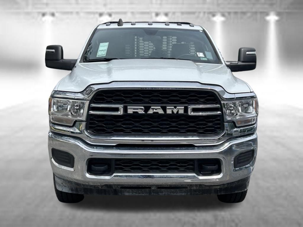 Used 2024 RAM 3500 Tradesman AWD/4WD image 2