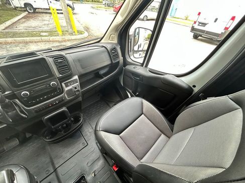 Used 2023 RAM ProMaster 2500 FWD image 11
