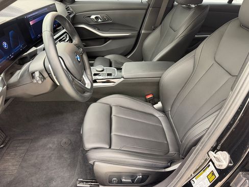 Certified 2024 BMW 330i Sedan w/ Premium Package RWD image 5