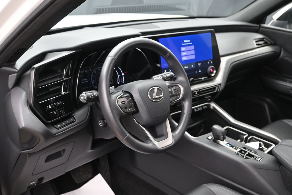 Used 2024 Lexus TX 350 AWD image 11