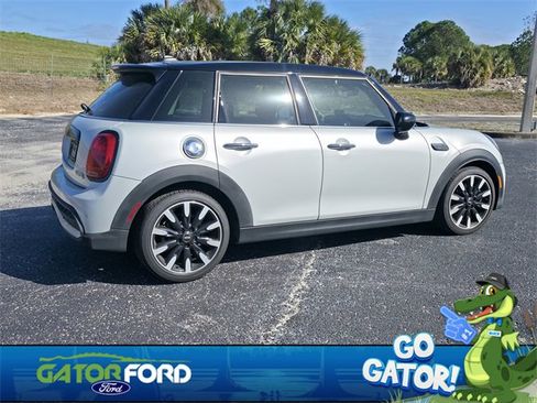 Used 2022 MINI Cooper S image 5