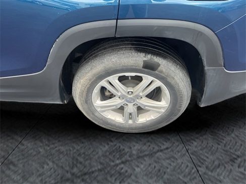 Used 2020 GMC Terrain SLE w/ LPO, Floor Liner Package image 28