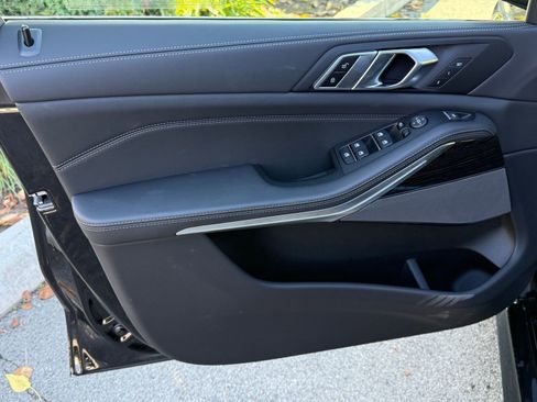 New 2026 BMW X5 sDrive40i w/ M Sport Package image 19