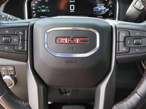 Used 2024 GMC Sierra 2500 AT4X AWD/4WD image 20