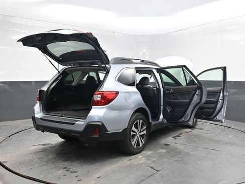 Used 2019 Subaru Outback 2.5i Limited AWD/4WD image 45