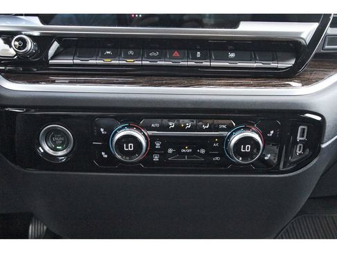 Used 2022 GMC Sierra 1500 Elevation image 28