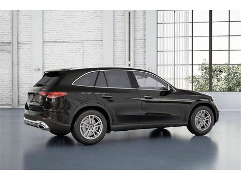 New 2026 Mercedes-Benz GLC 300 4MATIC image 19