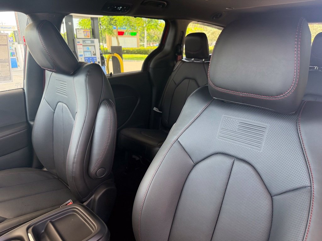 New 2027 Chrysler Pacifica Select FWD image 25