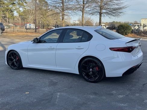 Used 2020 Alfa Romeo Giulia w/ Quick Order Package 22K Sport image 5