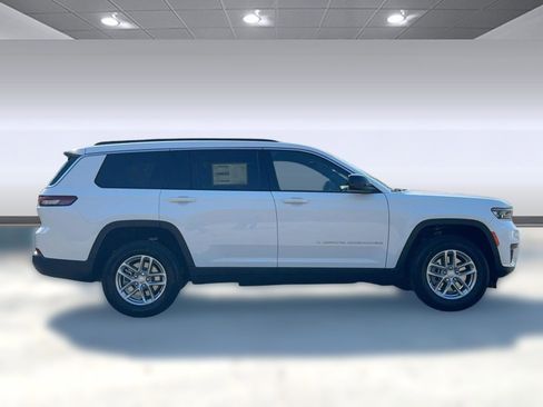 New 2025 Jeep Grand Cherokee L Laredo image 7