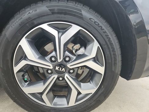 Used 2021 Kia Forte LXS image 23