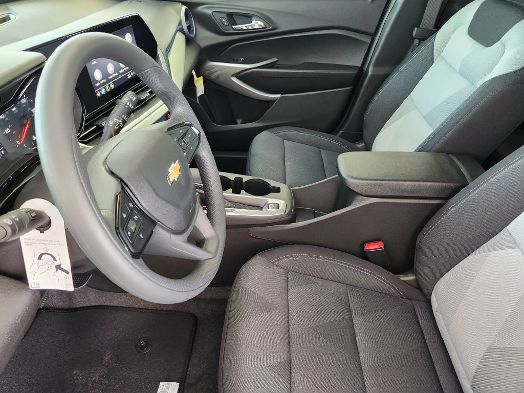 New 2026 Chevrolet Trax LS w/ LS Convenience Package FWD image 9