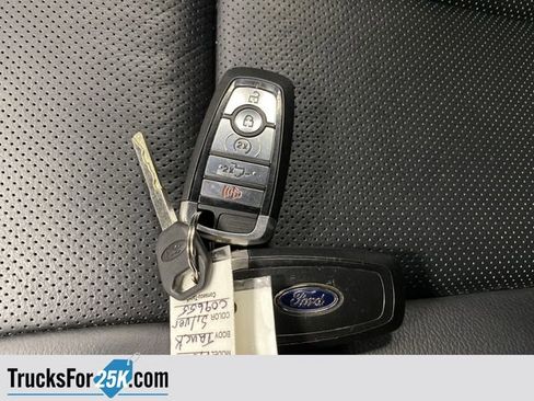 Used 2018 Ford F150 Lariat image 29