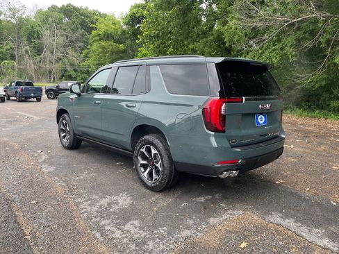 New 2026 GMC Yukon AT4 w/ AT4 Premium Package AWD/4WD image 3
