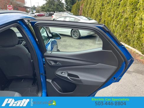 Used 2023 Chevrolet Bolt EUV LT image 43