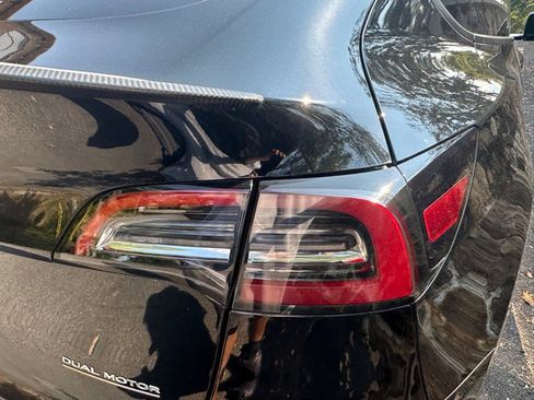 Used 2022 Tesla Model Y Performance image 21