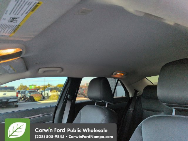 Used 2019 Chrysler 300 Touring RWD image 22