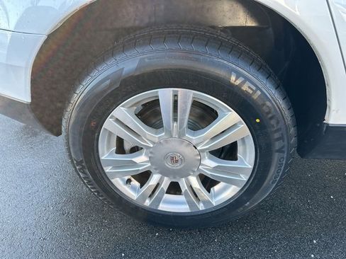 Used 2016 Cadillac SRX Luxury w/ Driver Awareness Package image 31