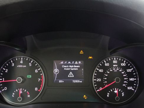 Used 2017 Kia Optima EX w/ Premium Package FWD image 11