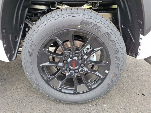 New 2026 Toyota Tundra SR5 image 6