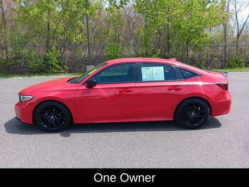 Used 2025 Honda Civic Sport image 6