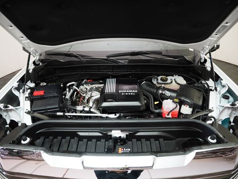 Used 2024 GMC Sierra 1500 Denali image 3