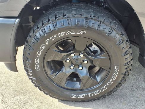 Used 2025 RAM 1500 Warlock AWD/4WD image 10
